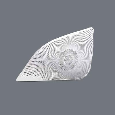 Καλή τιμή. Χημική χαρακτική μεταλλικών πλέκων ομιλητών για την αυτοκινητοβιομηχανία σε απευθείας σύνδεση