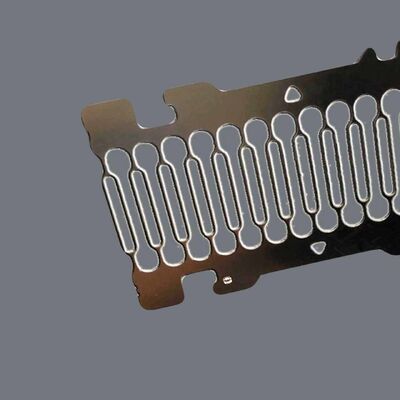 Καλή τιμή. Επεξεργασμένες ξυράφλες από μέταλλο για ηλεκτρικά ξυριστικά με συνεπή και άνετη απόδοση σε απευθείας σύνδεση