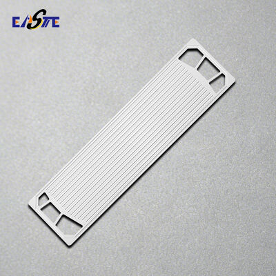 Φωτοχημική χάραξη προσαρμοσμένων μεταλλικών διπολικών πλακών για κυψέλες καυσίμου αυτοκινήτων